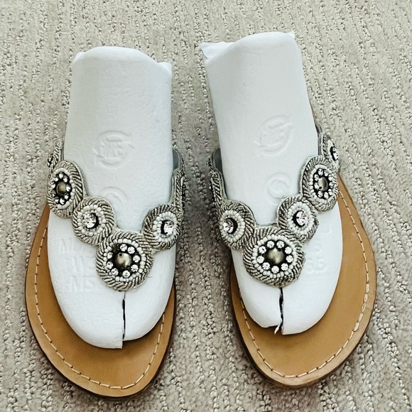 Coconuts Rhinestone Sandals - Picture 4 of 8